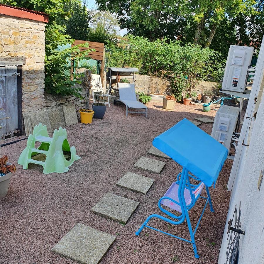Apartamento La Meute Mars-sur-Allier Exterior foto